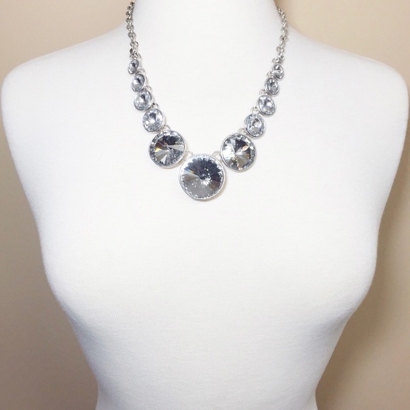 Clear Rhinestone Large Necklace Earrings Set - Picture 2 of 3